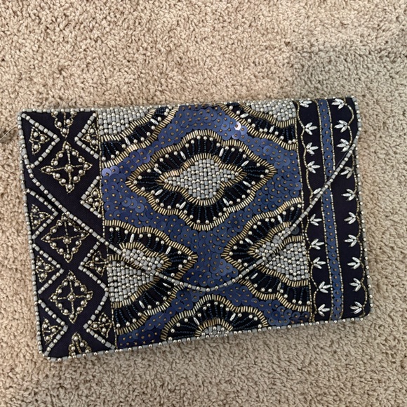 Lulu’s Beaded Blue and Black Clutch Crossbody NEW - Picture 1 of 5